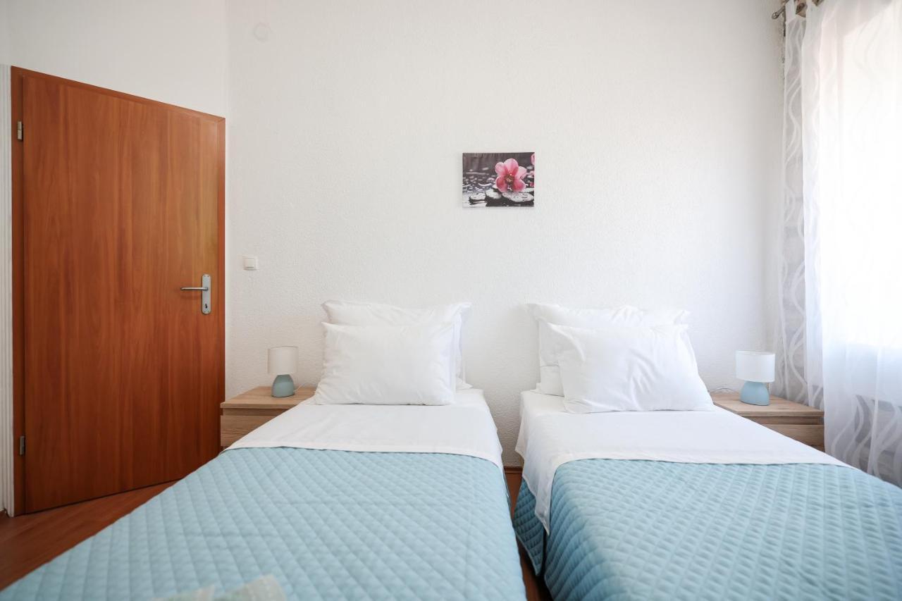 Apartment M&V Zadar Bagian luar foto